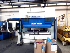 Vyčištěný cnc stroj