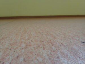 Popraskaný povrch PVC